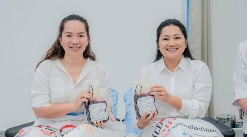 ការចែករំលែកក្ដីស្រឡាញ់ តាមការបរិច្ចាគឈាម ដើម្បីផ្ដល់ក្ដីសង្ឃឹមថ្មី និងការសង្គ្រោះអាយុជីវិត ———————
