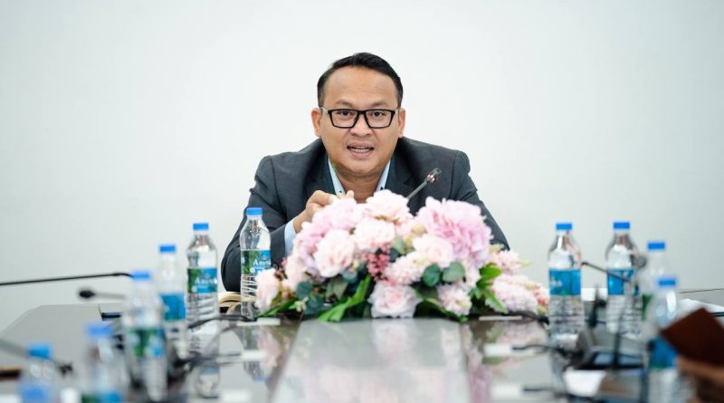 ក្រុមការងារដោះស្រាយវិវាទនៃក្រសួងរៀបចំដែនដី​ នគរូបនីយកម្ម​ និងសំណង់ រៀបចំកិច្ចប្រជុំពិនិត្យនិងដោះស្រាយលើសំណើសុំអន្តរាគមន៍របស់ឈ្មោះ សៀវ សុផល ស្នើសុំអន្តរាគមន៍ ដកបណ្ណដីចំនួន ២៧ បណ្ណ ទំហំ ៣១ ហិកតា ពីម្ចាស់បំណុលឈ្មោះ លី គង់