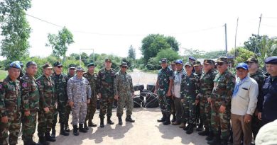 A seven-nation Interim Observer Team (IOT), led by Malaysian Defence Attaché to the Kingdom of Cambodia, and joined by other residents and non-resident Defence Attaché to the Kingdom of Cambodia conducted an observation visit to Prey Chan Village, O’ Bei Choan Commune, Srok O’ Chrov District, Banteay Meanchey Province. The visit was conducted following the reports of illegal barbed wire installation by the Thai armed forces on August 12–13, 2025. These developments occurred subsequent to the ceasefire agreement and the release of the joint statement during the Extraordinary Cambodia –Thailand General Boundary Committee Meeting (GBC Meeting) held on 7 August 2025, in Malaysia.