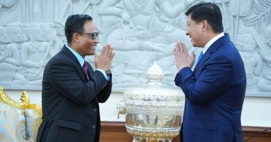 ឧបនាយករដ្ឋមន្ត្រី សាយ សំអាល់ ទទួលជួបសម្តែងការគួរសមដេីម្បីពិភាក្សាការងារ ពង្រឹងចំណងមិត្តភាព និងសហប្រតិបត្តិការជាមួយឯកឧត្តម U Kyaw Soe Min ឯកអគ្គរដ្ឋទូតសាធារណរដ្ឋសហភាពមីយ៉ាន់ម៉ា ប្រចាំនៅព្រះរាជាណាចក្រកម្ពុជា ឧបនាយករដ្ឋមន្ត្រី សាយ សំអាល់ ទទួលជួបសម្តែងការគួរសមដេីម្បីពិភាក្សាការងារ ពង្រឹងចំណងមិត្តភាព និងសហប្រតិបត្តិការជាមួយឯកឧត្តម U Kyaw Soe Min ឯកអគ្គរដ្ឋទូតសាធារណរដ្ឋសហភាពមីយ៉ាន់ម៉ា ប្រចាំនៅព្រះរាជាណាចក្រកម្ពុជា